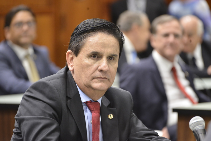 Dep. Rubens Marques aperfeiçoa lei que beneficia pessoas com fibromialgia